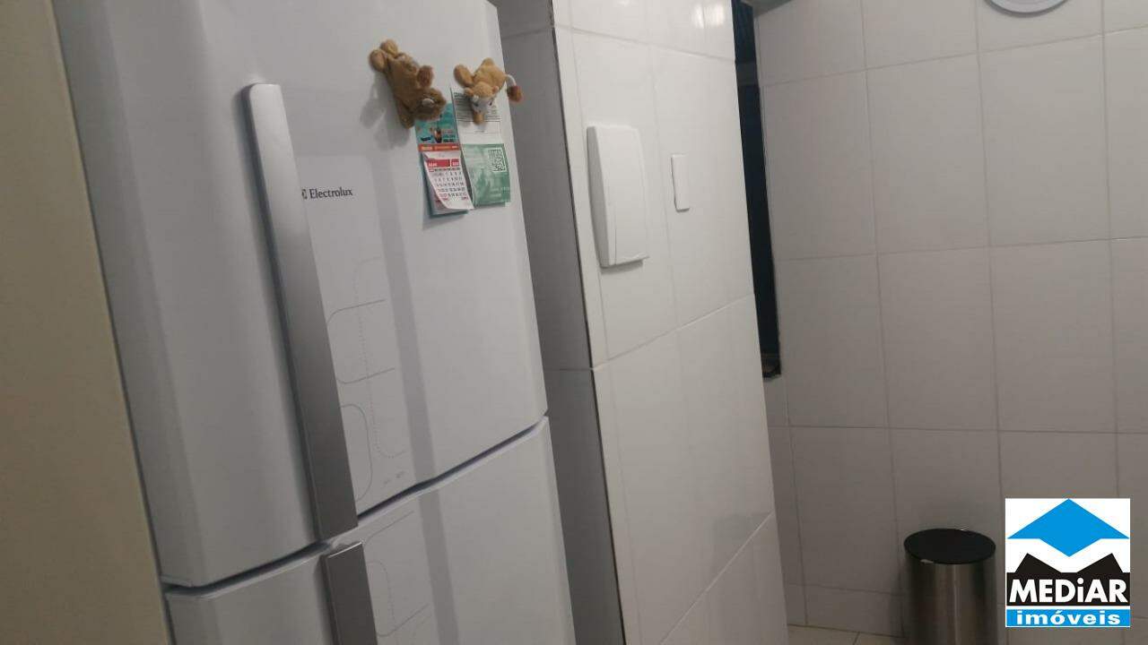 Apartamento à venda com 2 quartos, 55m² - Foto 13