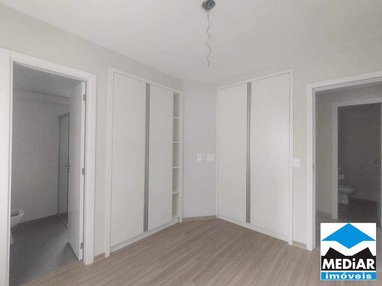 Apartamento à venda com 2 quartos, 73m² - Foto 9