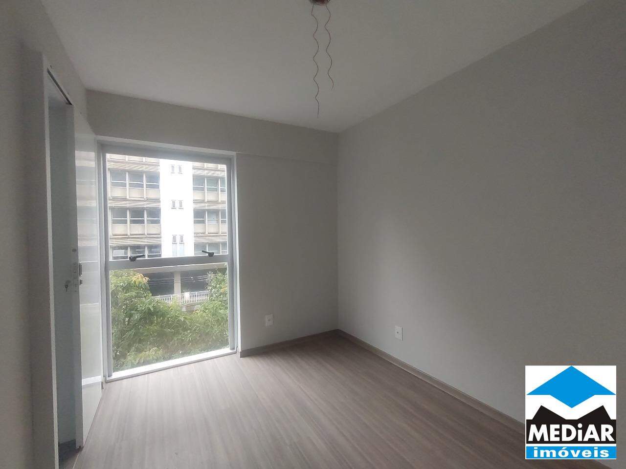 Apartamento à venda com 2 quartos, 73m² - Foto 10