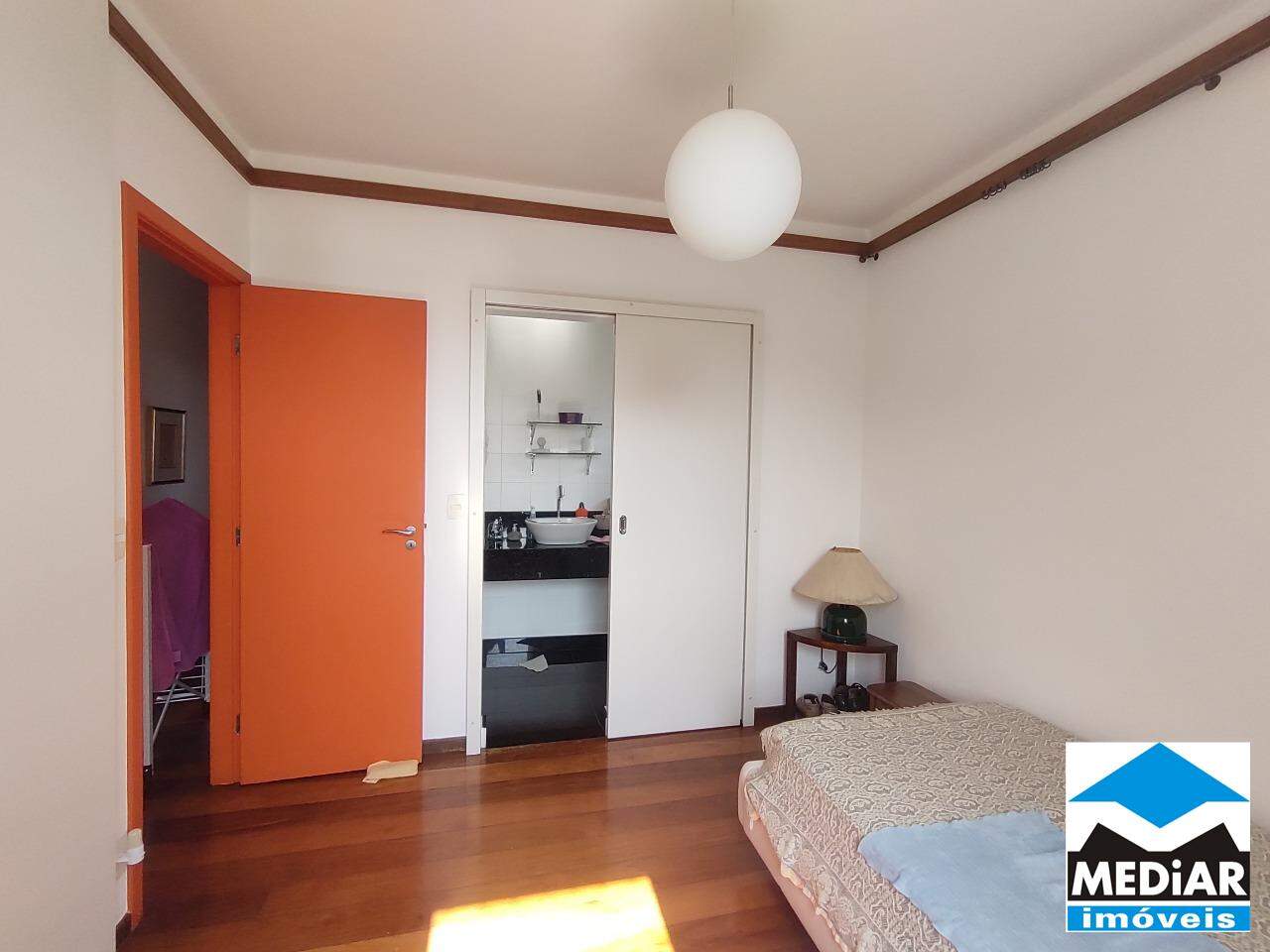 Apartamento à venda com 4 quartos, 140m² - Foto 6