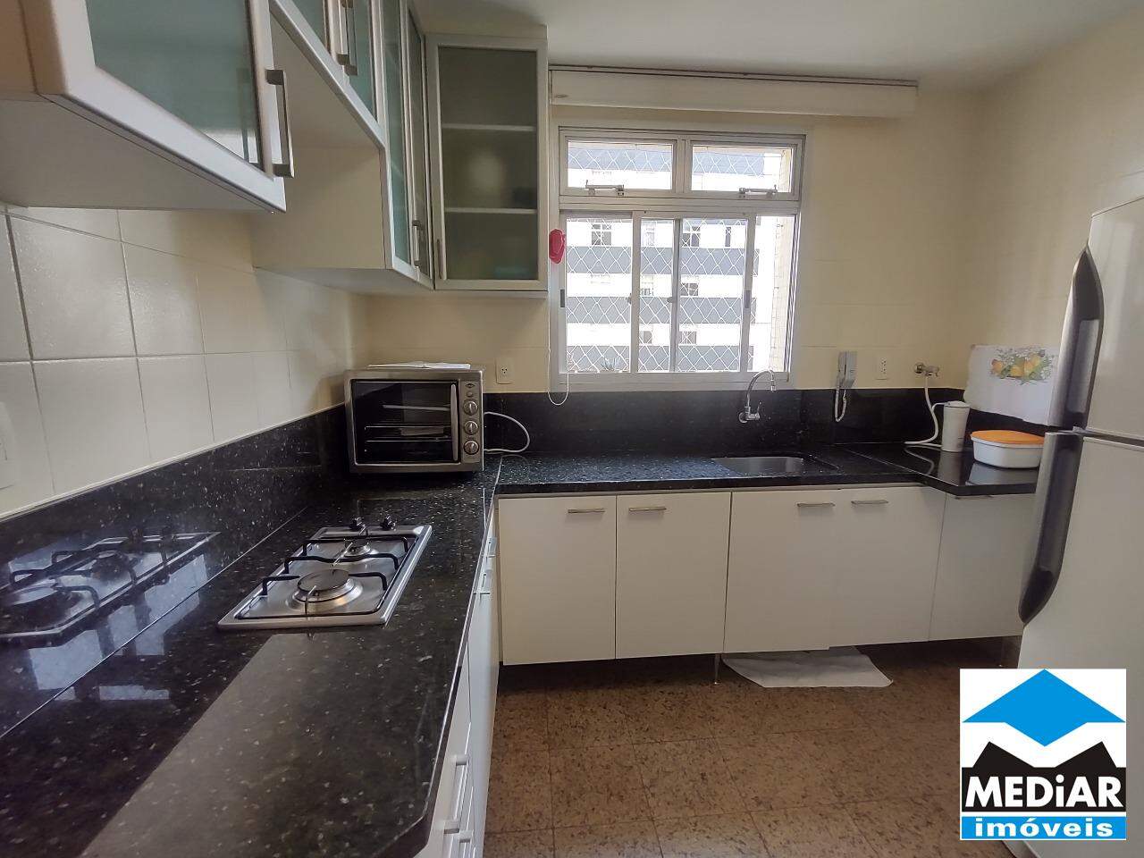 Apartamento à venda com 4 quartos, 140m² - Foto 15