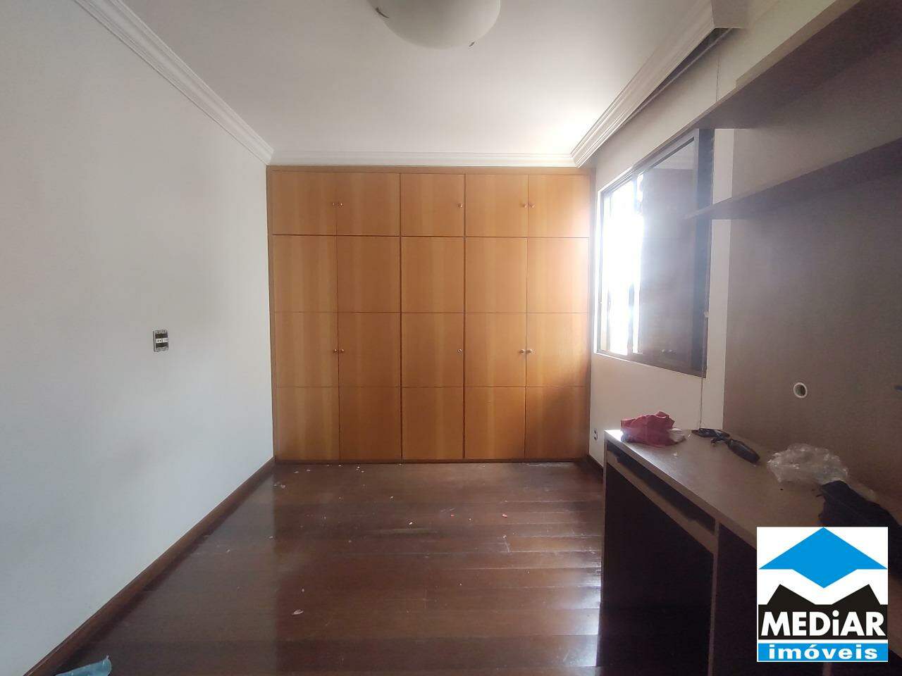 Apartamento à venda com 4 quartos, 159m² - Foto 18