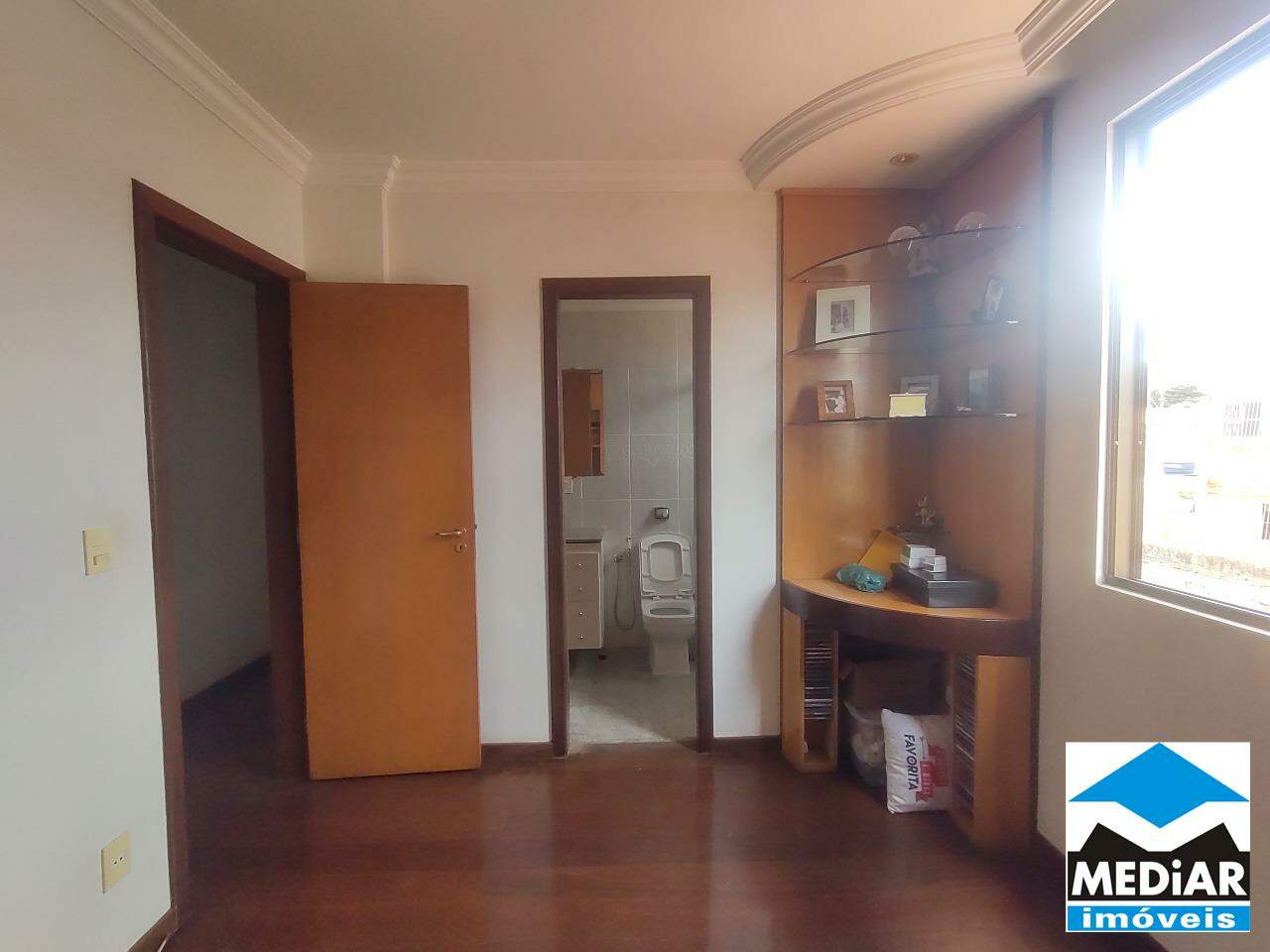 Apartamento à venda com 4 quartos, 159m² - Foto 15