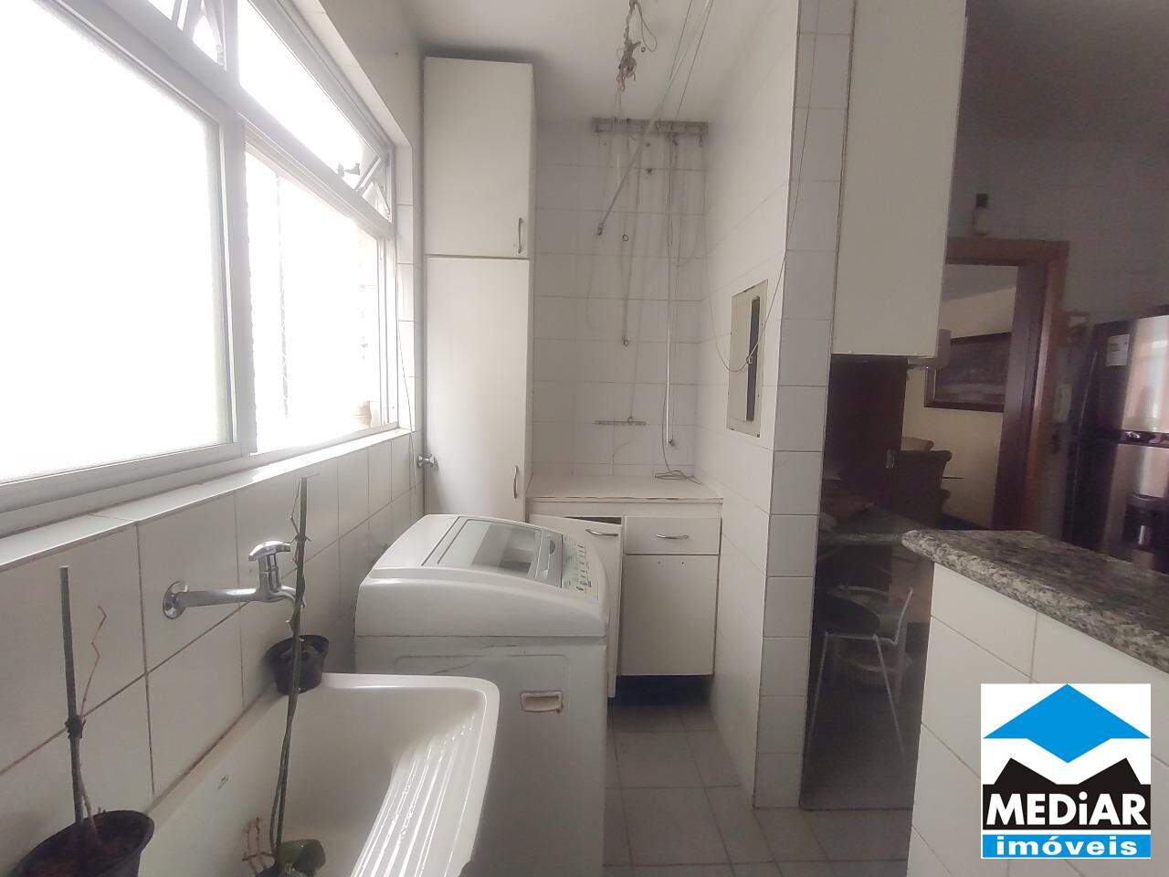 Apartamento à venda com 2 quartos, 63m² - Foto 17