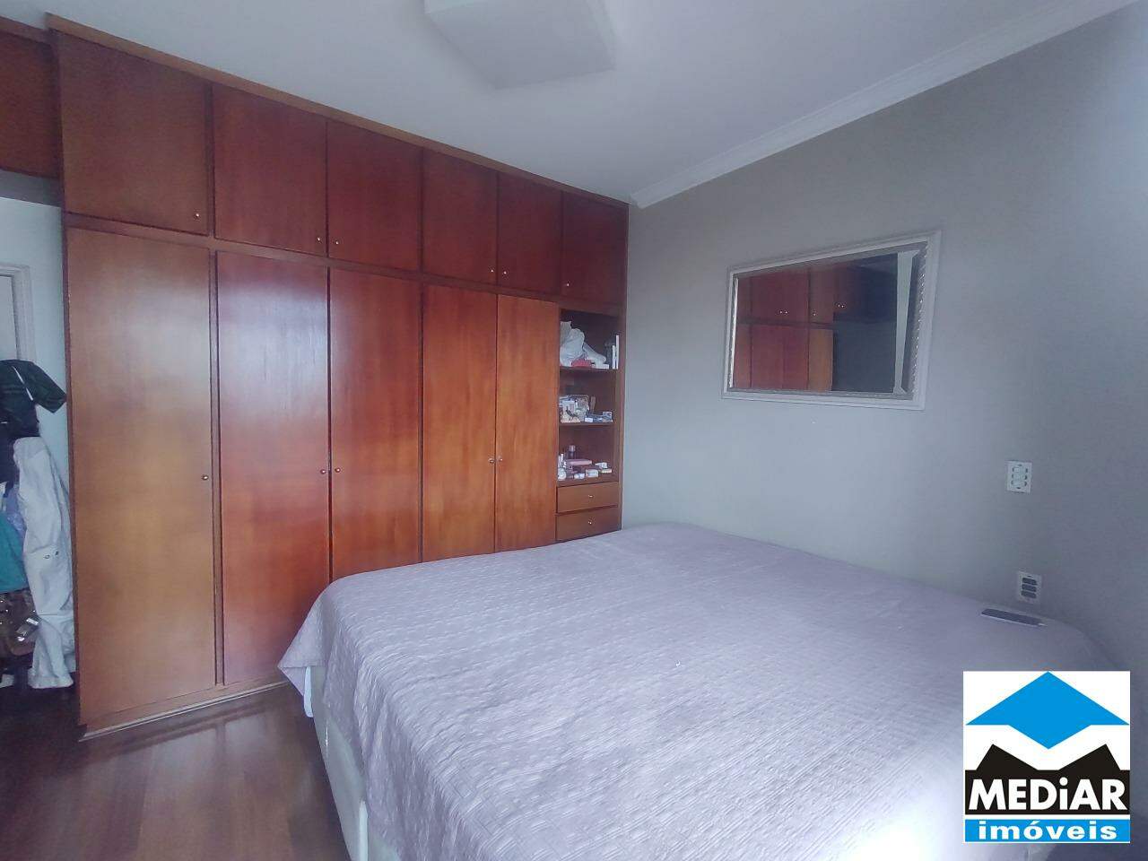 Apartamento à venda com 2 quartos, 63m² - Foto 6