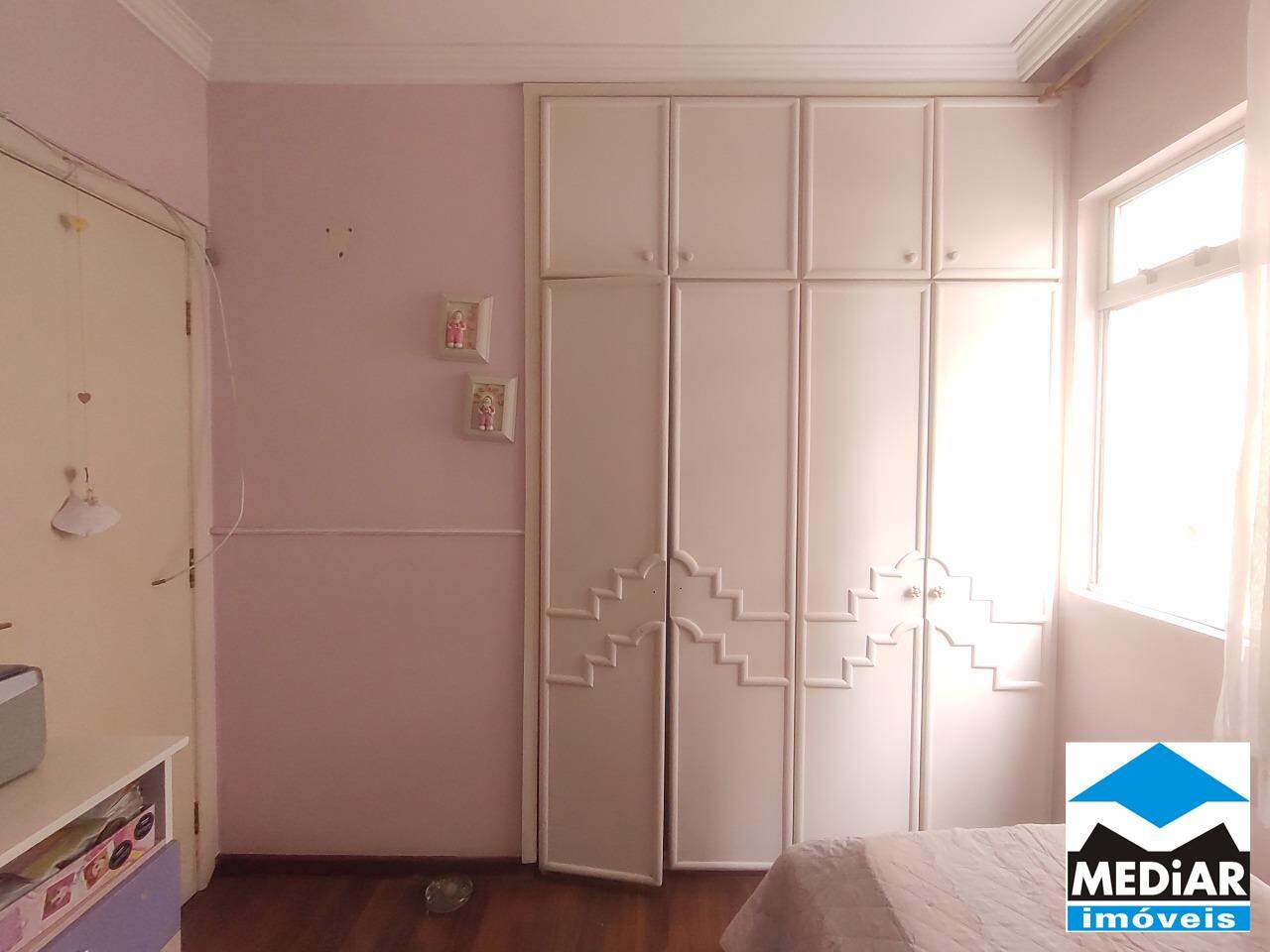 Apartamento à venda com 2 quartos, 63m² - Foto 8