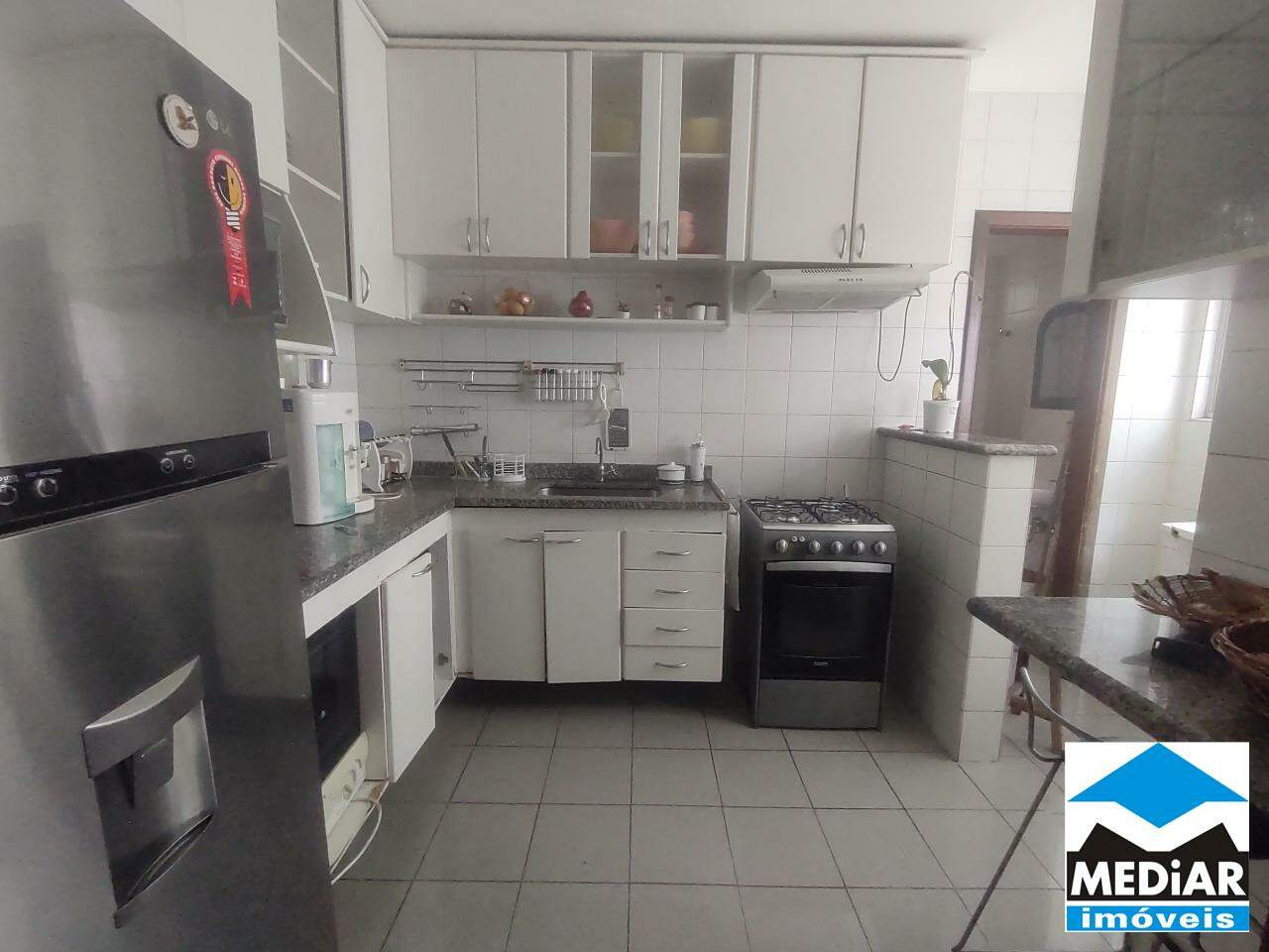 Apartamento à venda com 2 quartos, 63m² - Foto 14