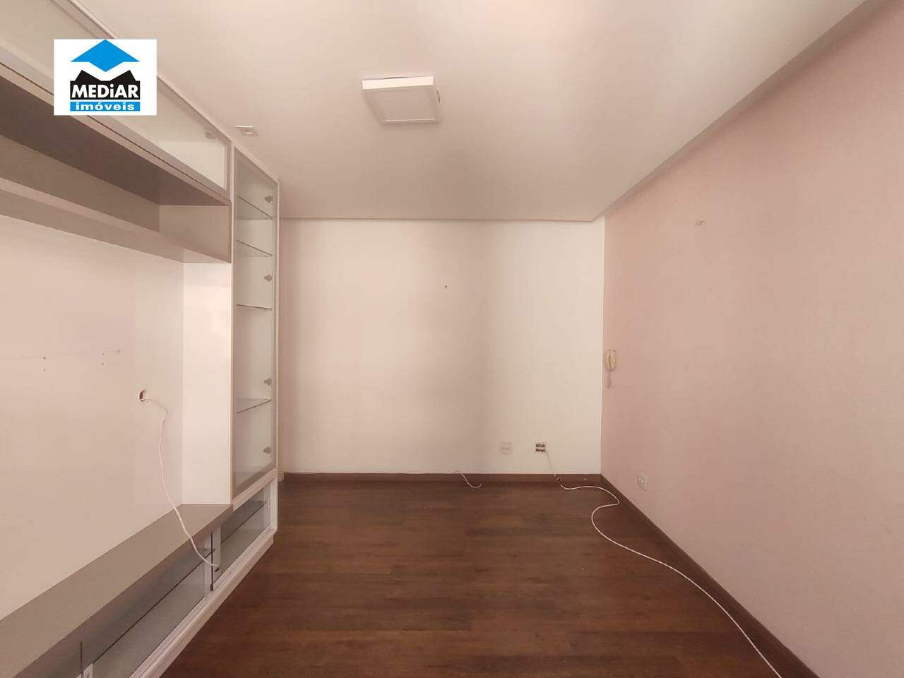 Apartamento para alugar com 1 quarto, 42m² - Foto 2