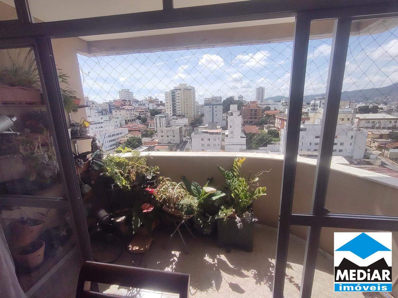 Apartamento à venda com 3 quartos, 90m² - Foto 6