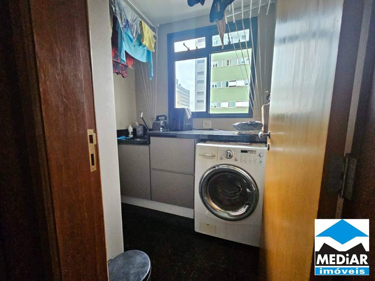 Apartamento à venda com 3 quartos, 110m² - Foto 21