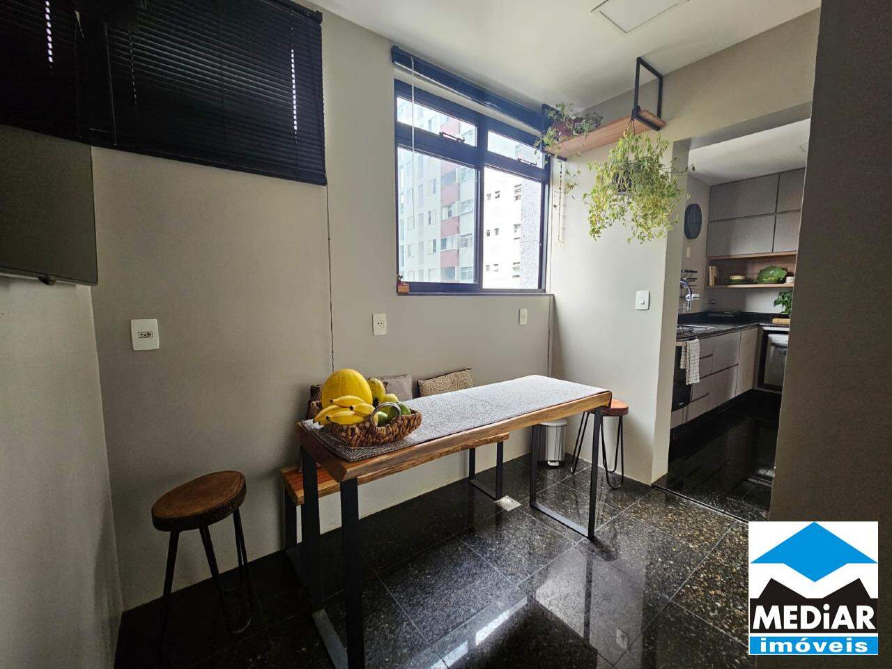 Apartamento à venda com 3 quartos, 110m² - Foto 19