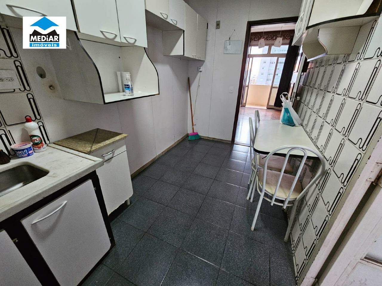 Apartamento à venda com 3 quartos, 110m² - Foto 13