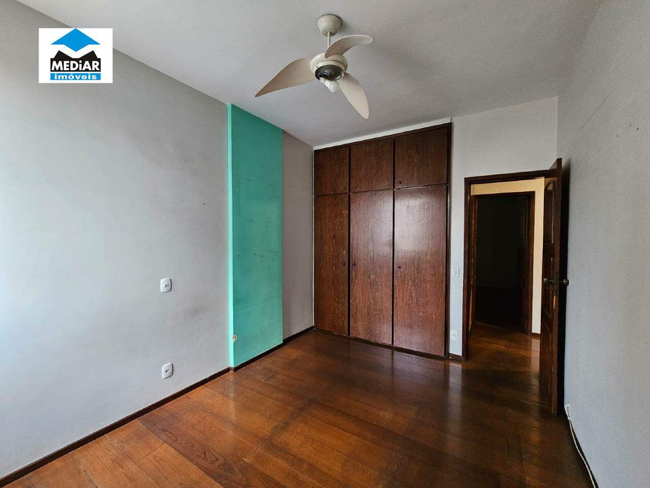 Apartamento à venda com 3 quartos, 110m² - Foto 11