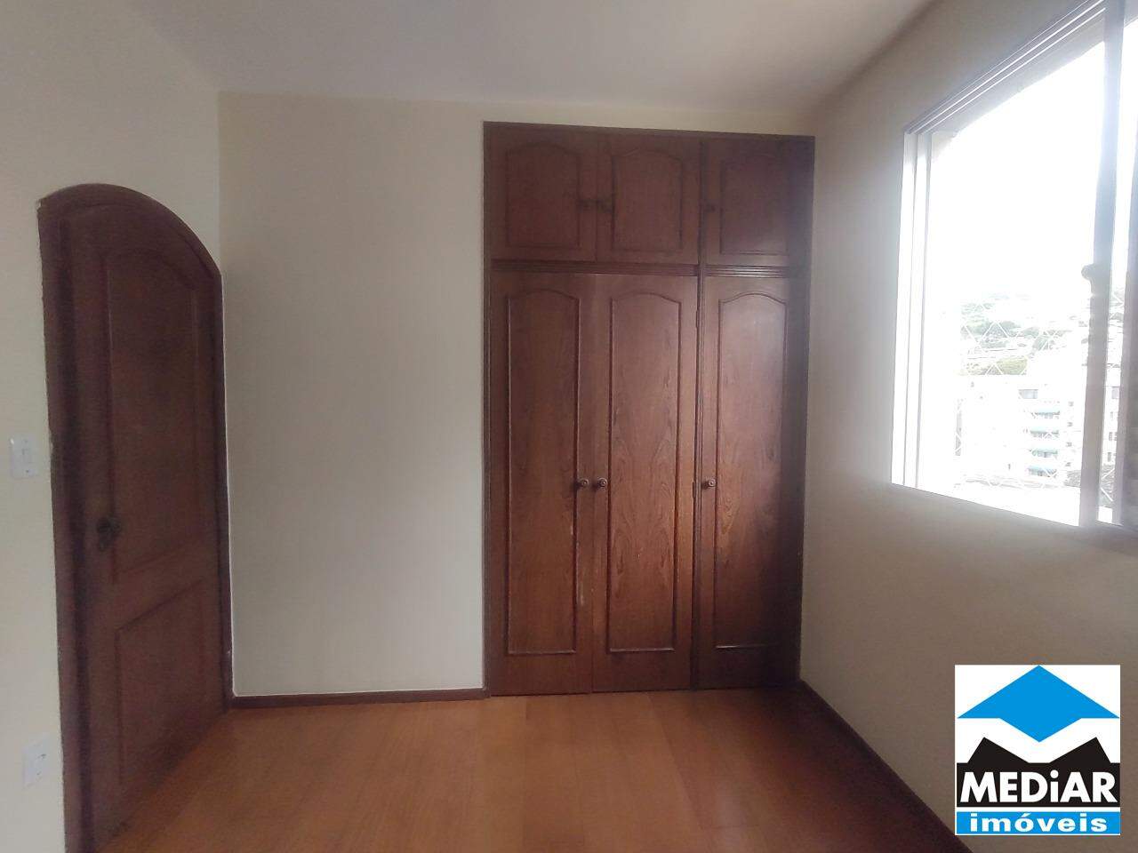 Apartamento à venda com 4 quartos, 110m² - Foto 10