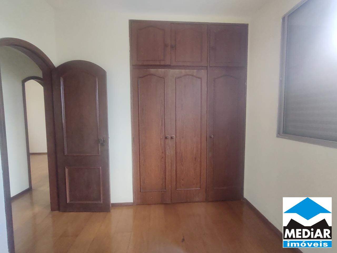 Apartamento à venda com 4 quartos, 110m² - Foto 4