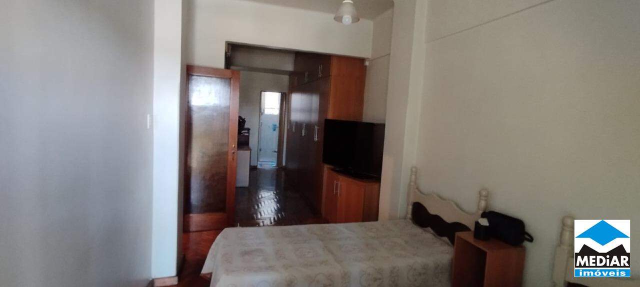 Apartamento à venda com 3 quartos, 159m² - Foto 10