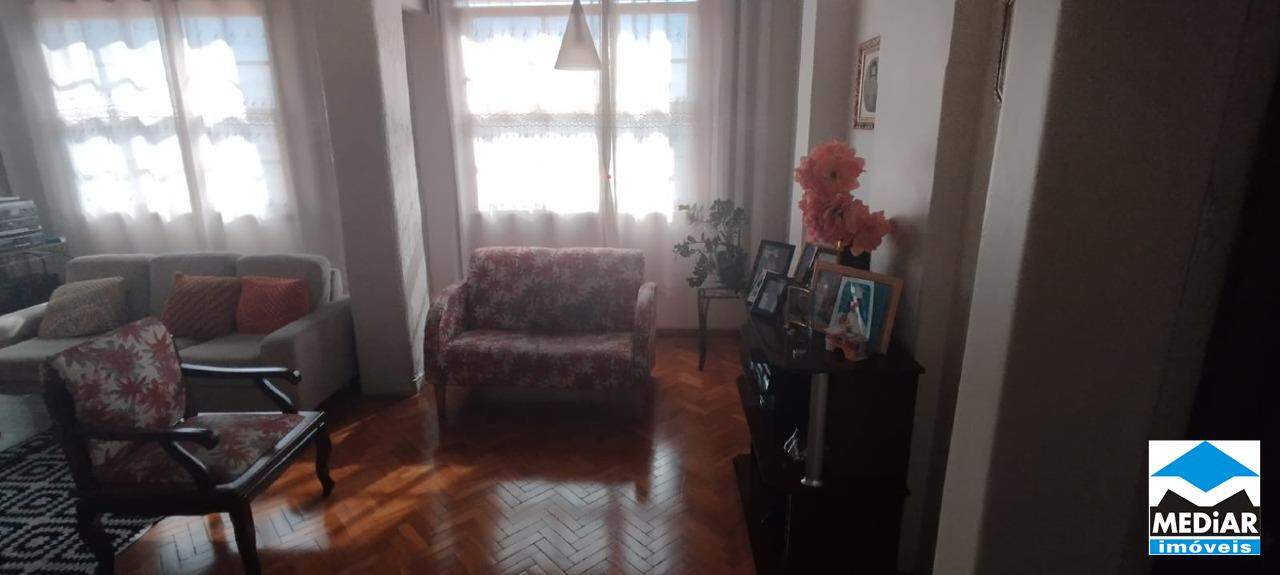 Apartamento à venda com 3 quartos, 159m² - Foto 5