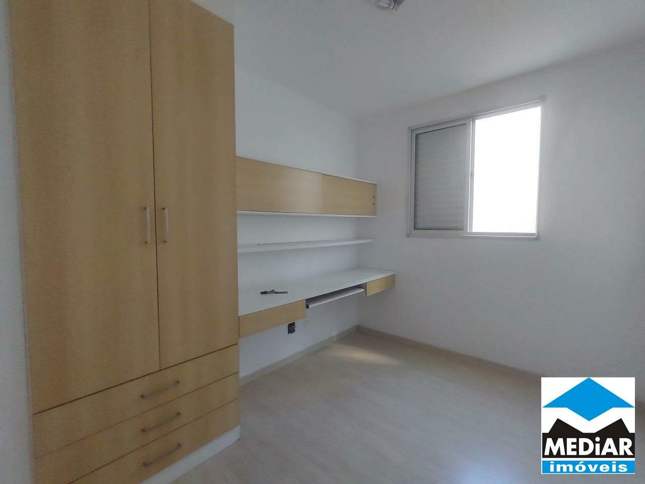 Apartamento à venda com 3 quartos, 85m² - Foto 1