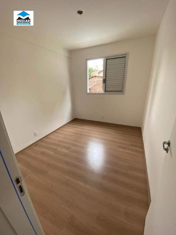 Apartamento à venda com 4 quartos, 134m² - Foto 3