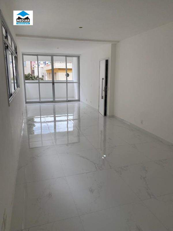 Apartamento à venda com 4 quartos, 134m² - Foto 1