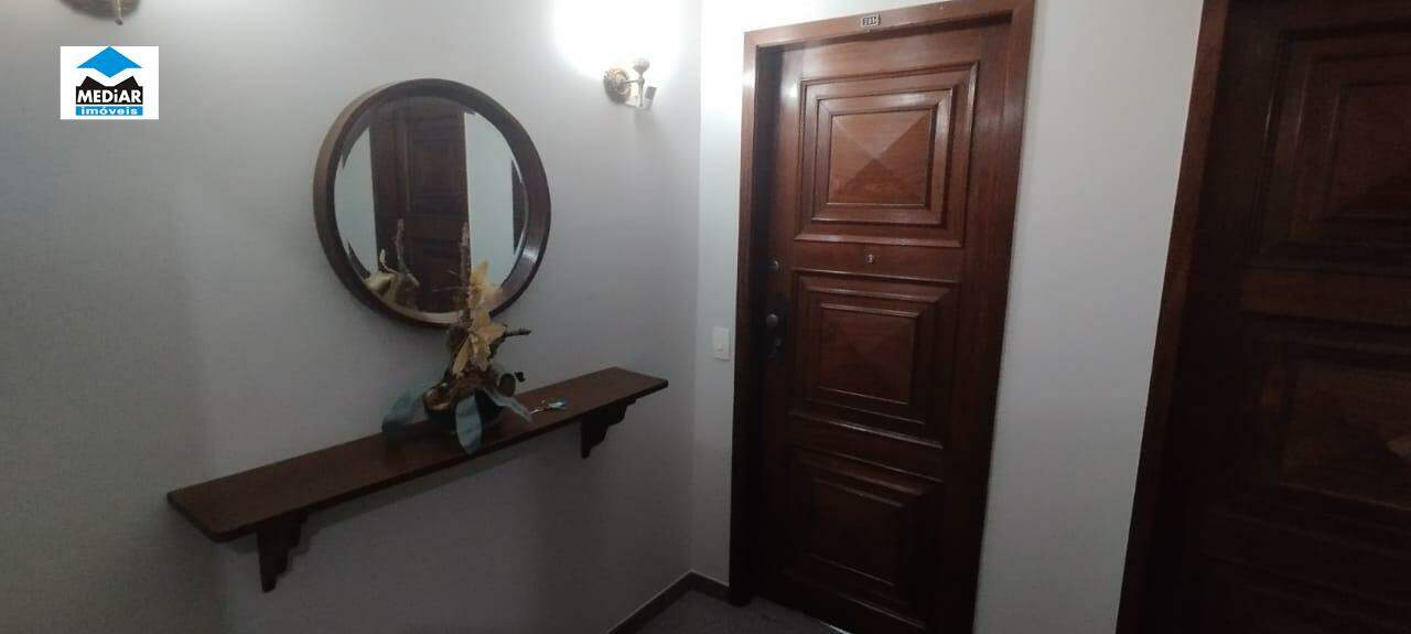 Apartamento à venda com 4 quartos, 190m² - Foto 25