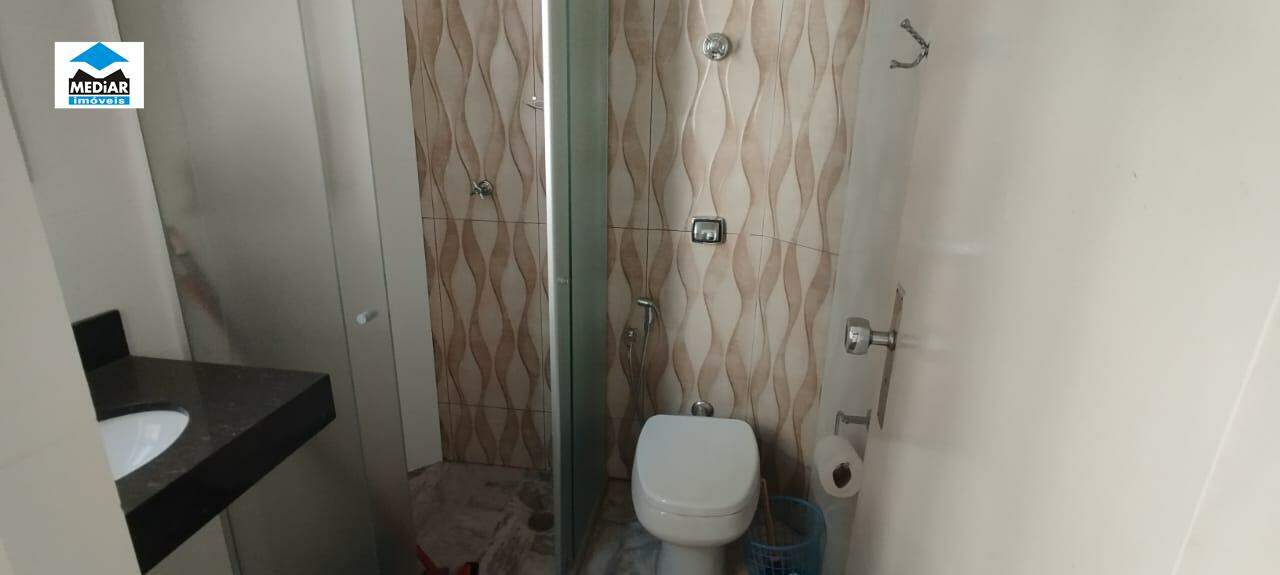 Apartamento à venda com 4 quartos, 190m² - Foto 20