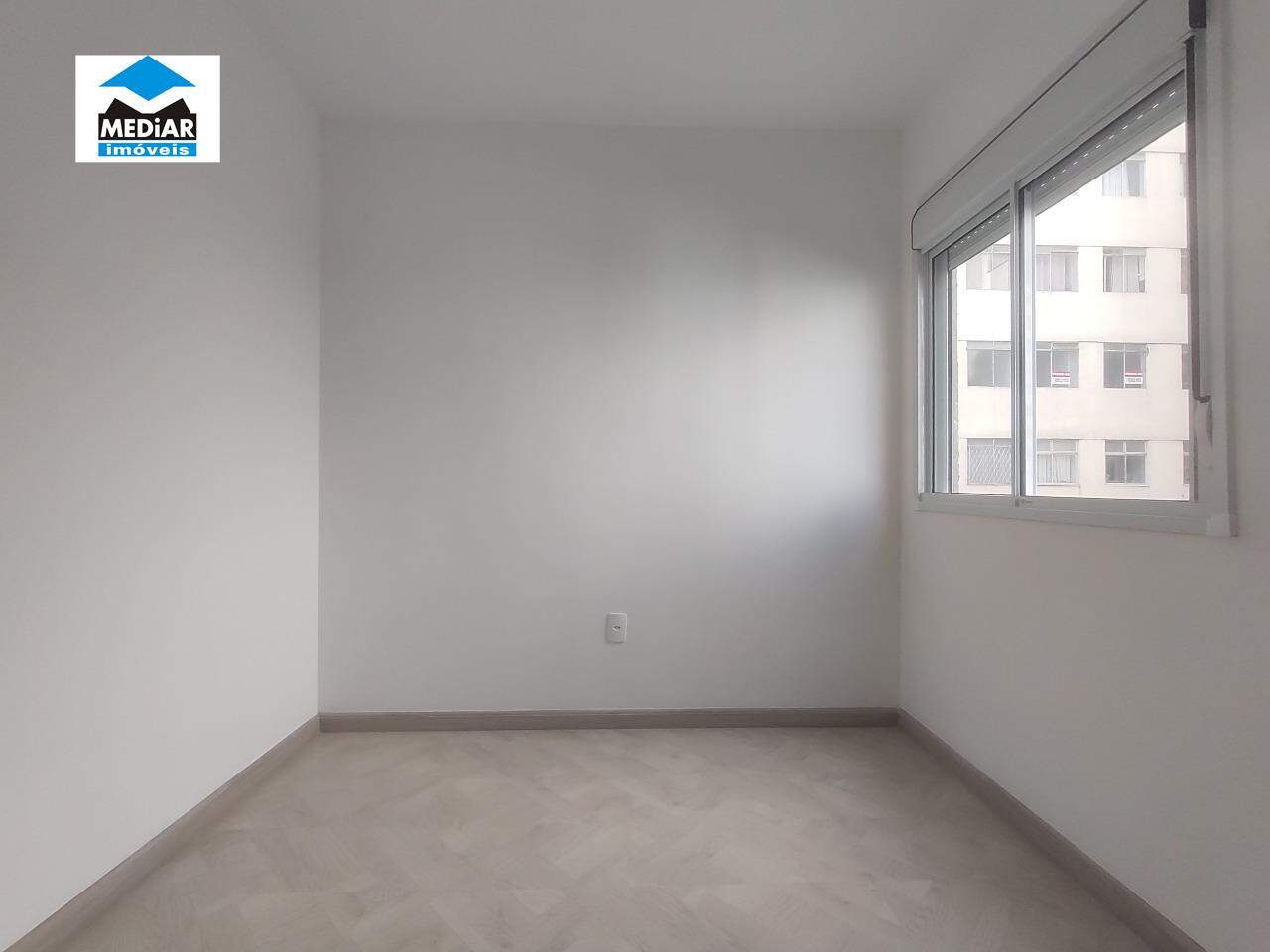 Apartamento para alugar com 2 quartos, 40m² - Foto 4