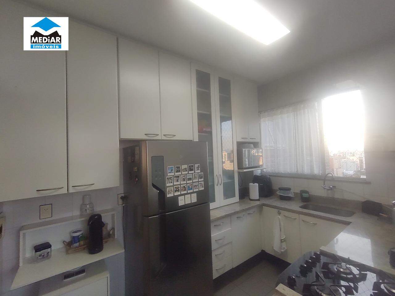 Apartamento à venda com 3 quartos, 83m² - Foto 13