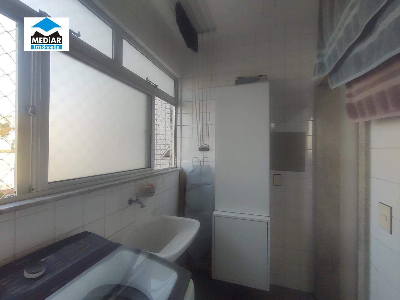 Apartamento à venda com 3 quartos, 83m² - Foto 18