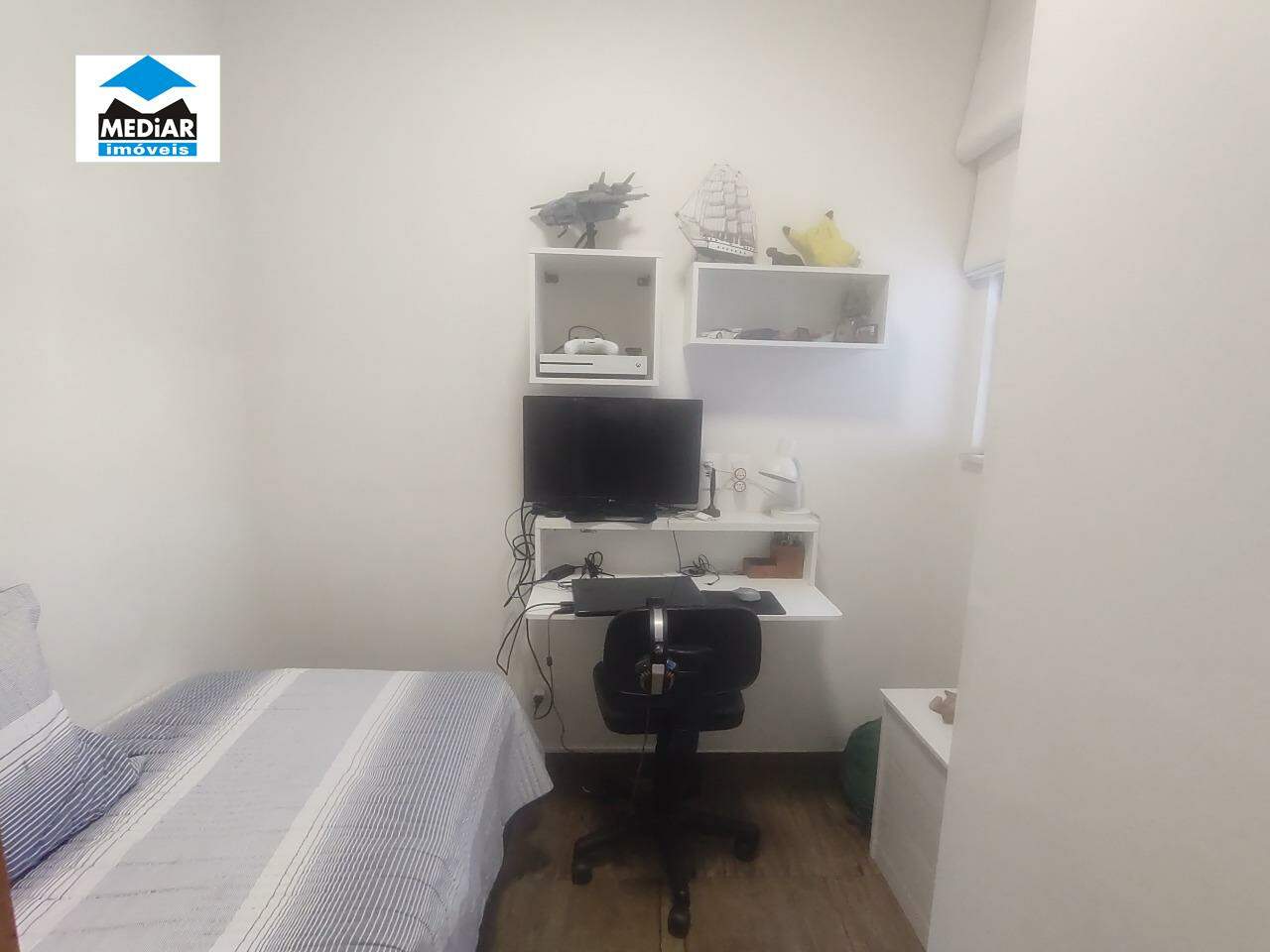 Apartamento à venda com 3 quartos, 83m² - Foto 12