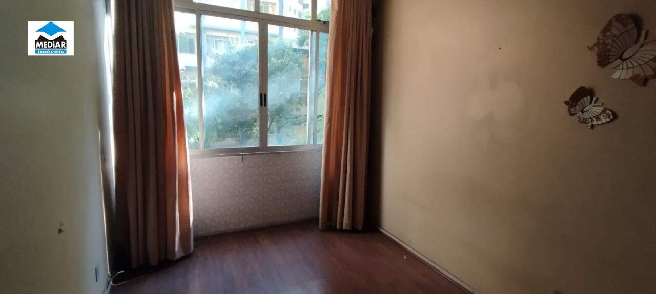 Apartamento à venda com 3 quartos, 130m² - Foto 7