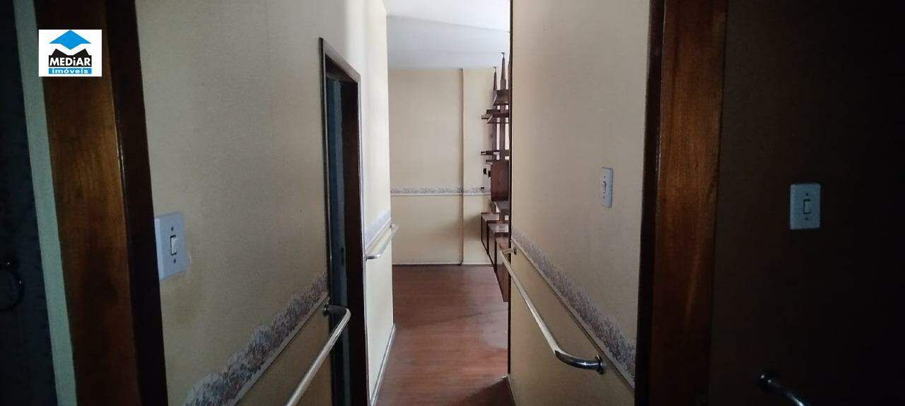 Apartamento à venda com 3 quartos, 130m² - Foto 6