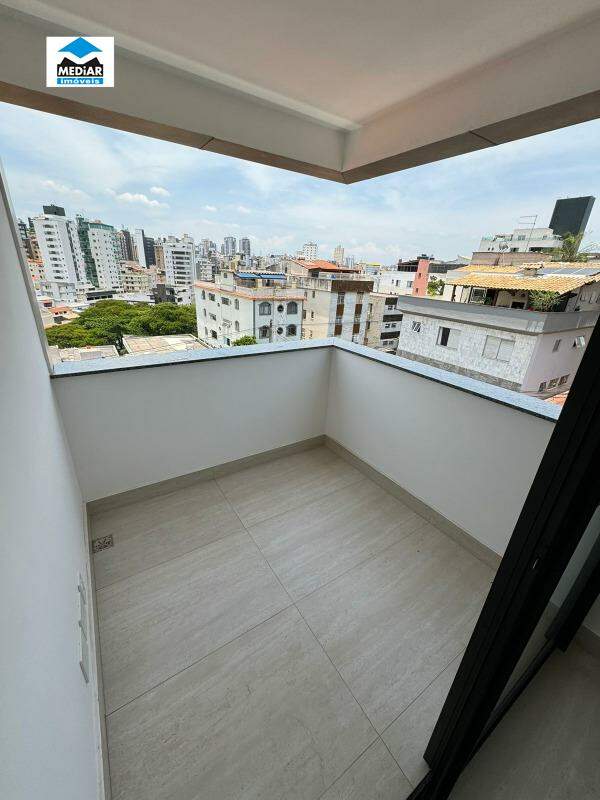 Apartamento à venda com 2 quartos, 64m² - Foto 21