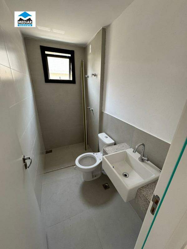 Apartamento à venda com 2 quartos, 64m² - Foto 9