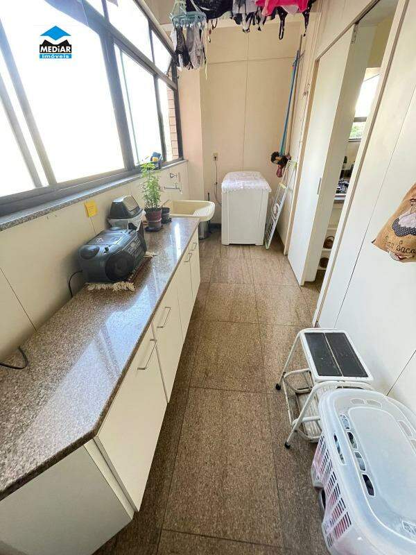 Apartamento à venda com 4 quartos, 140m² - Foto 20