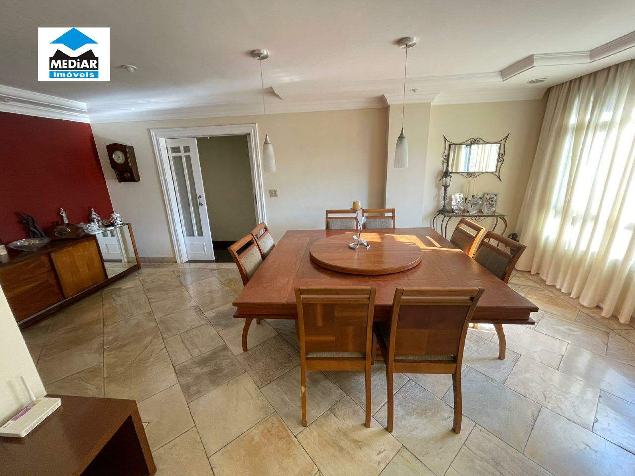 Apartamento à venda com 4 quartos, 140m² - Foto 4