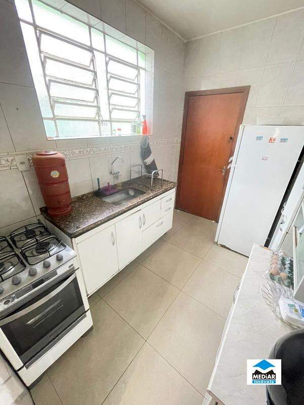 Casa à venda com 3 quartos, 120m² - Foto 6