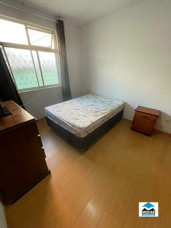 Casa à venda com 3 quartos, 120m² - Foto 8