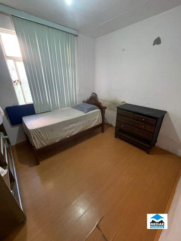 Casa à venda com 3 quartos, 120m² - Foto 9