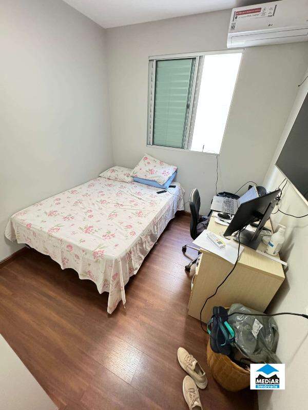 Apartamento à venda com 3 quartos, 141m² - Foto 12