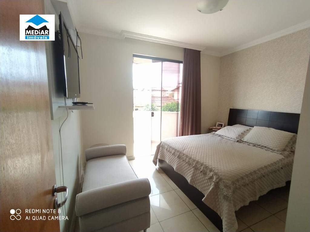 Apartamento à venda com 3 quartos, 130m² - Foto 6