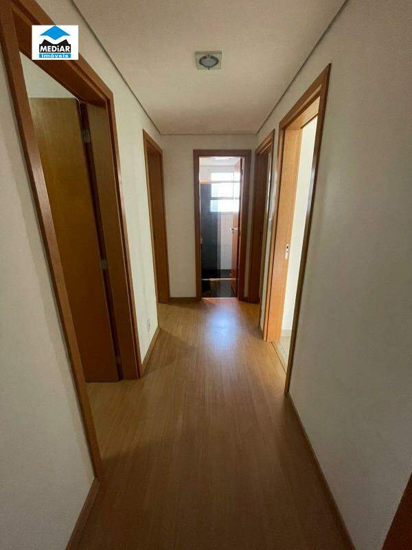 Apartamento à venda com 4 quartos, 118m² - Foto 10