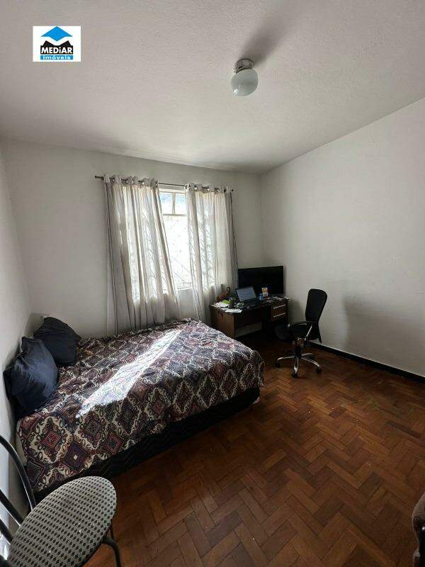 Casa à venda com 3 quartos, 200m² - Foto 6