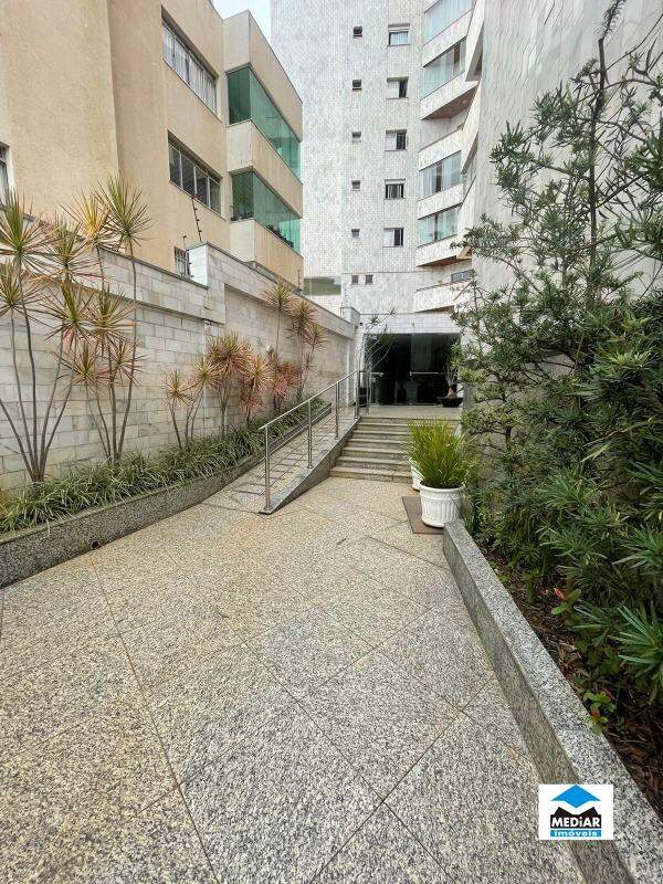 Apartamento à venda com 4 quartos, 180m² - Foto 19