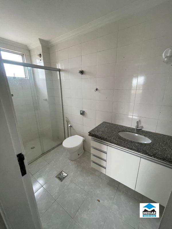 Apartamento à venda com 4 quartos, 180m² - Foto 15