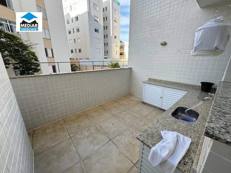 Apartamento à venda com 4 quartos, 157m² - Foto 16