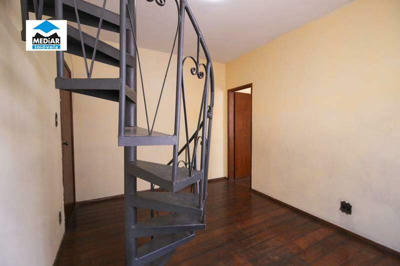 Cobertura à venda com 3 quartos, 200m² - Foto 16