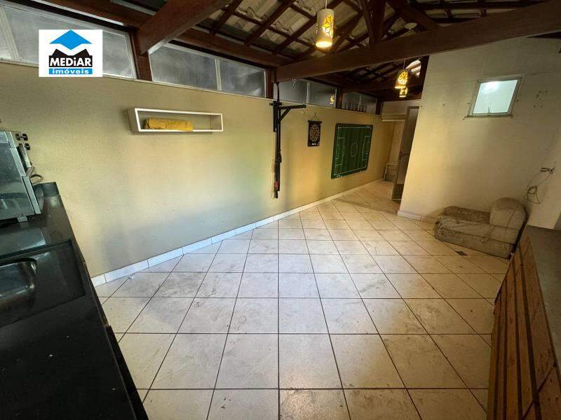 Apartamento à venda com 3 quartos, 141m² - Foto 21