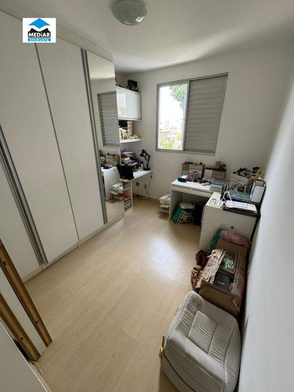 Apartamento à venda com 3 quartos, 89m² - Foto 17