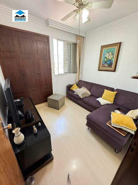 Apartamento à venda com 3 quartos, 100m² - Foto 11